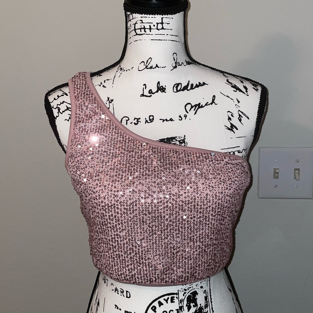Pink top - Picture 2 of 7